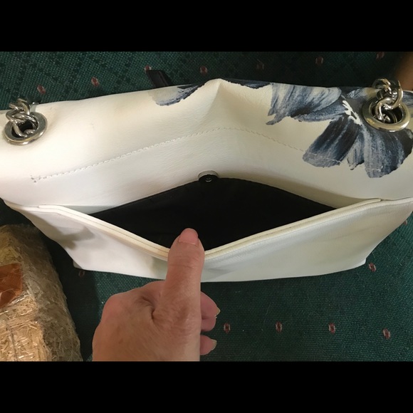 Purse - Picture 6 of 8